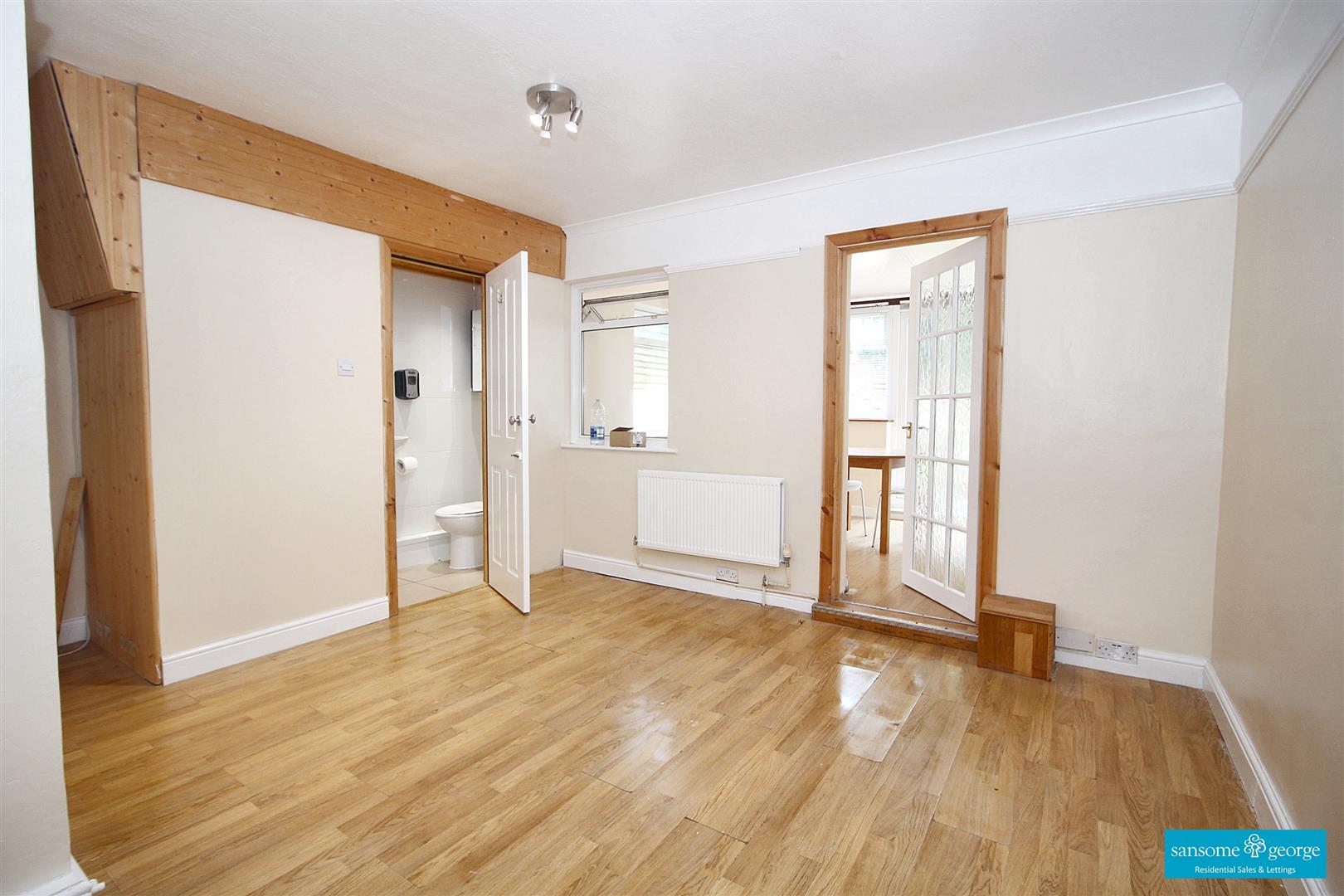 3 bed property in Oxford Road, Reading